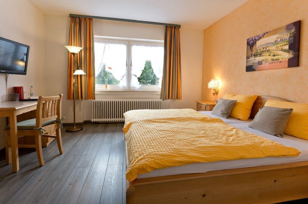 Hotel Zur Hessischen Schweiz Doernhagen Esterno foto